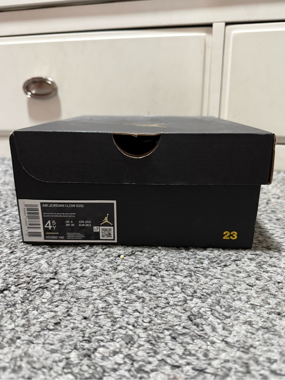Air Jordan 1 Low - Picture 2 of 12